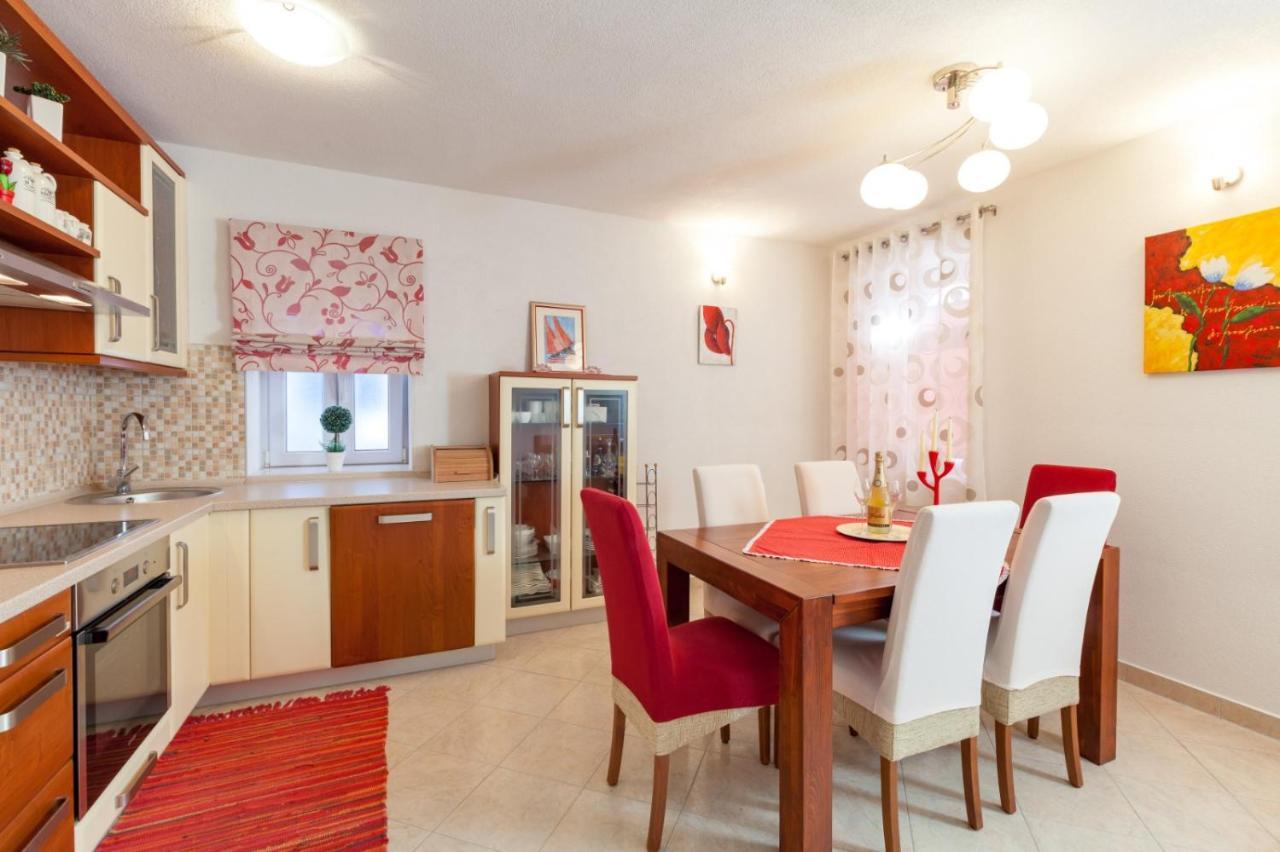 Ferienwohnung Apartman Dijana Trogir Exterior foto